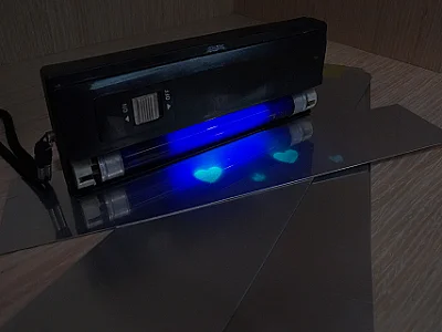 Special paint for tin