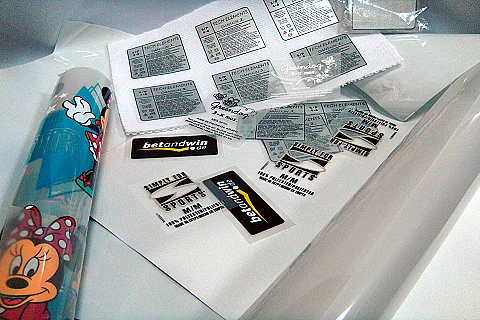 The treated release paper for transfer on fabric